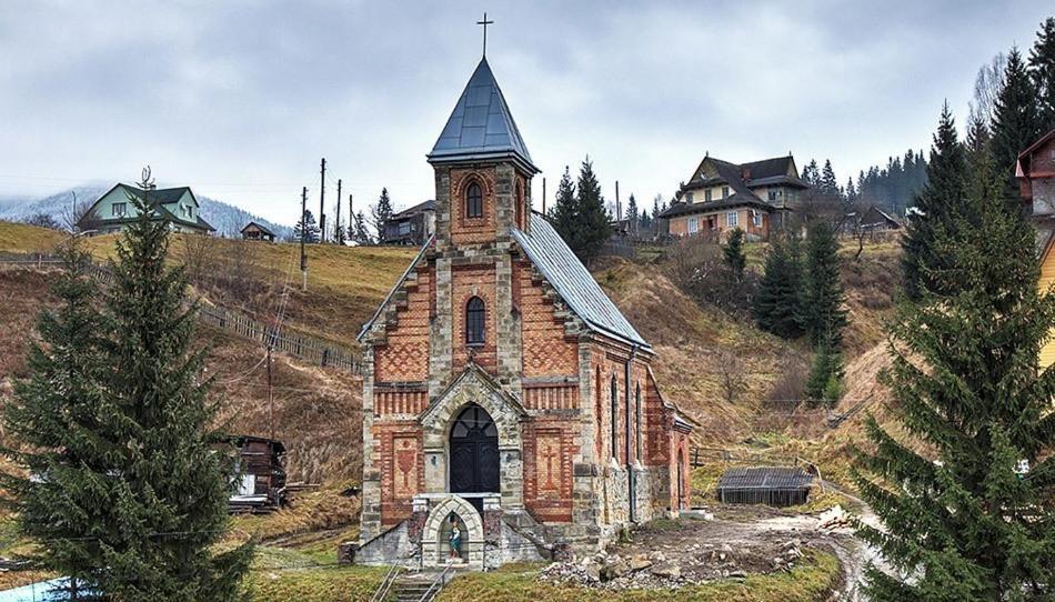 Котедж Віадук Vorokhta Luaran gambar